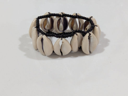 Cowrie shells Wristband (adjustable)